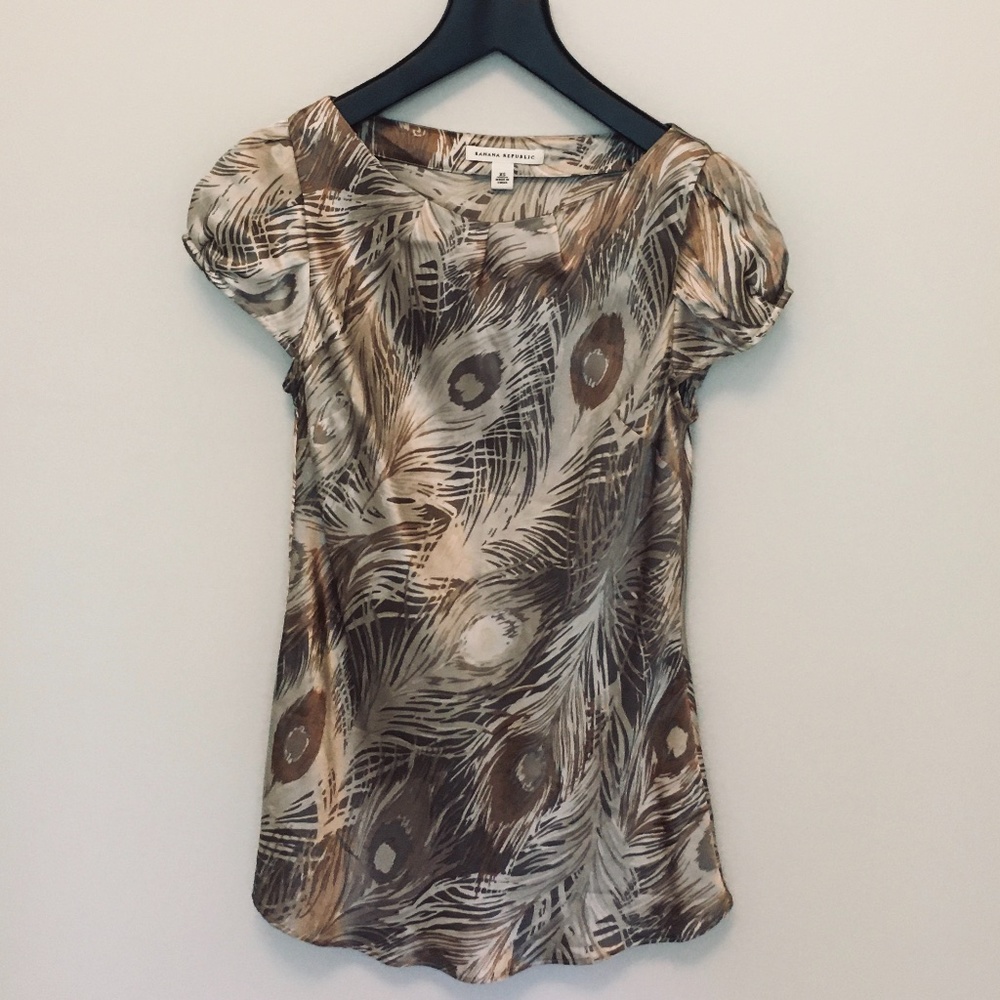 Like New Banana Republic 100% Silk Top